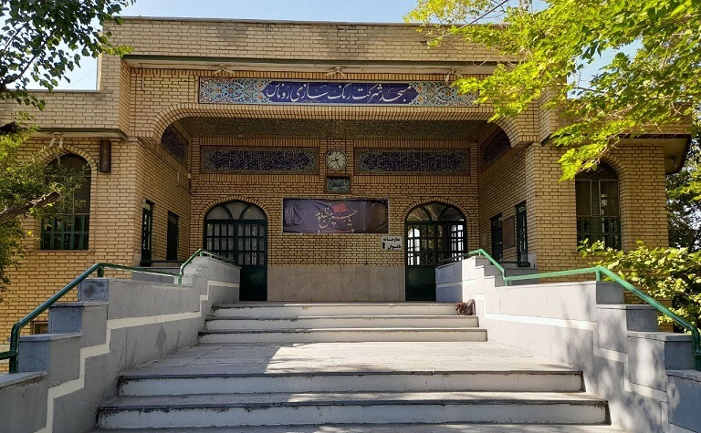 بازدید و اقامه نماز جماعت به امامت حاج آقا مهدی نژاد امام جمعه محترم شهرستان شازند