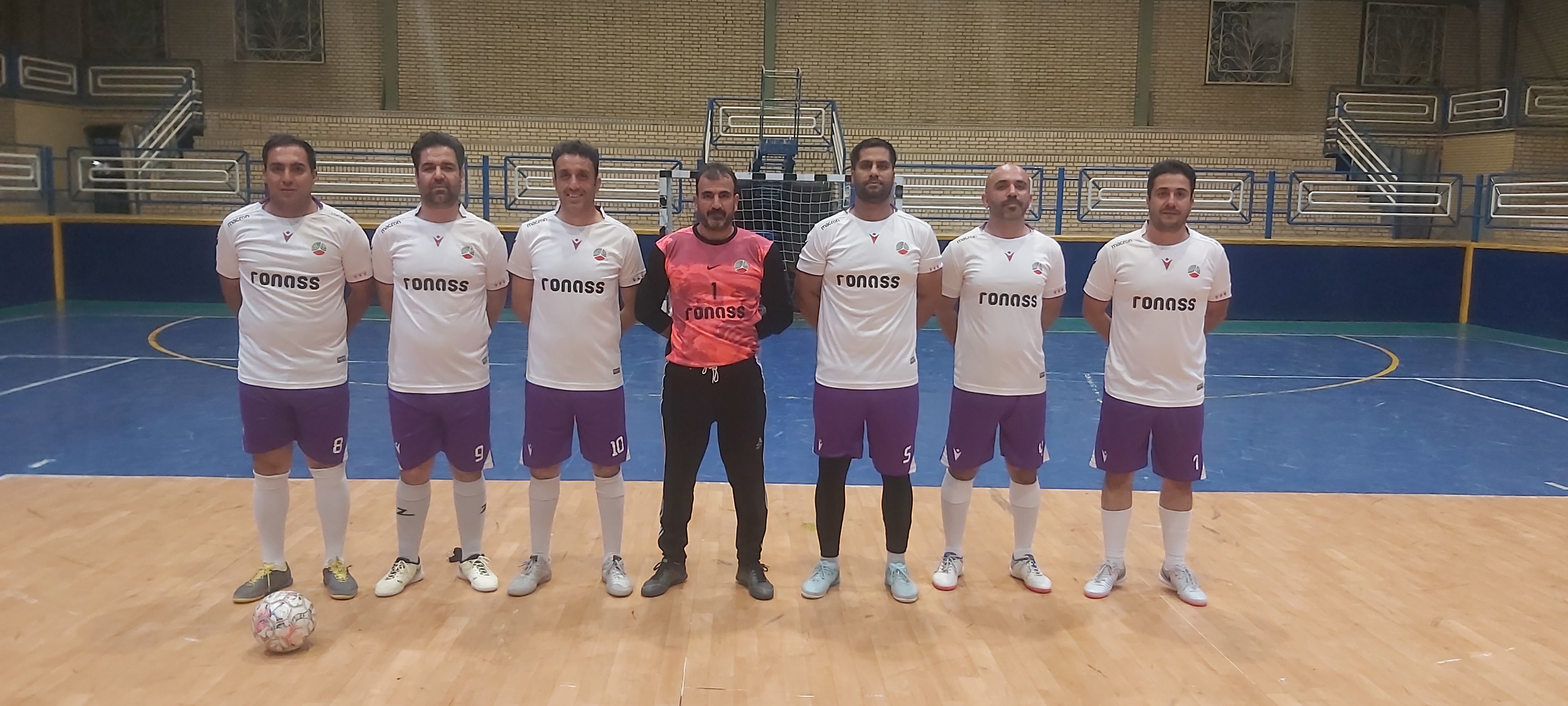 دیدار تدارکاتی فوتسال کارگری روناس با تیم های تلاش اراک و پلیس راه استان